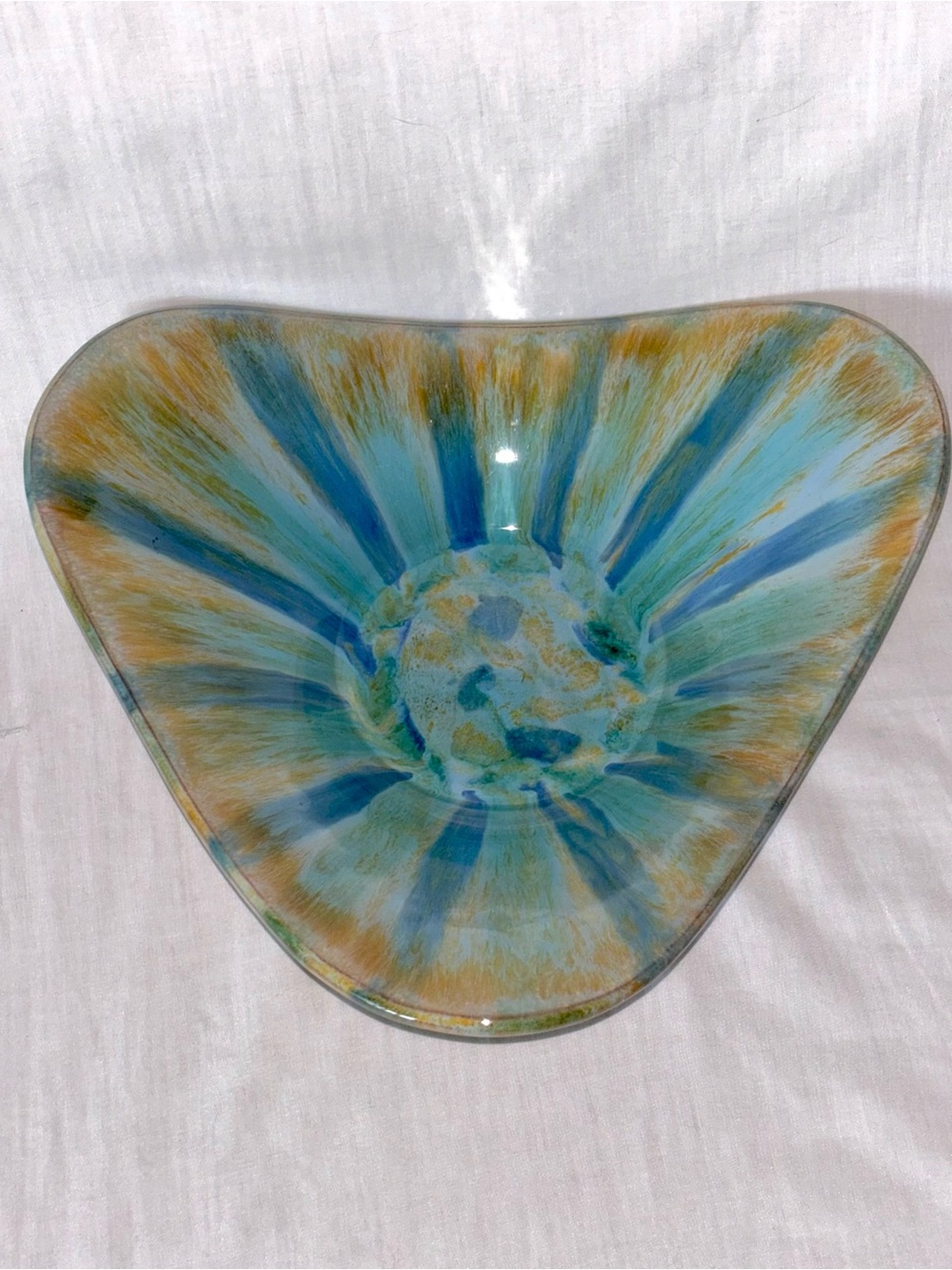 Vintage Blue Mountain Art Pottery Muskoka Candy Stripe Dish BMP Large Triangular - Picture 4 of 5